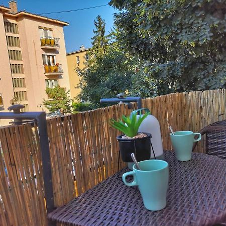 Central Home Apartment In The City Center Eger Esterno foto